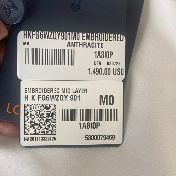 Louis Vuitton Mid Layer - Picture 7 of 9